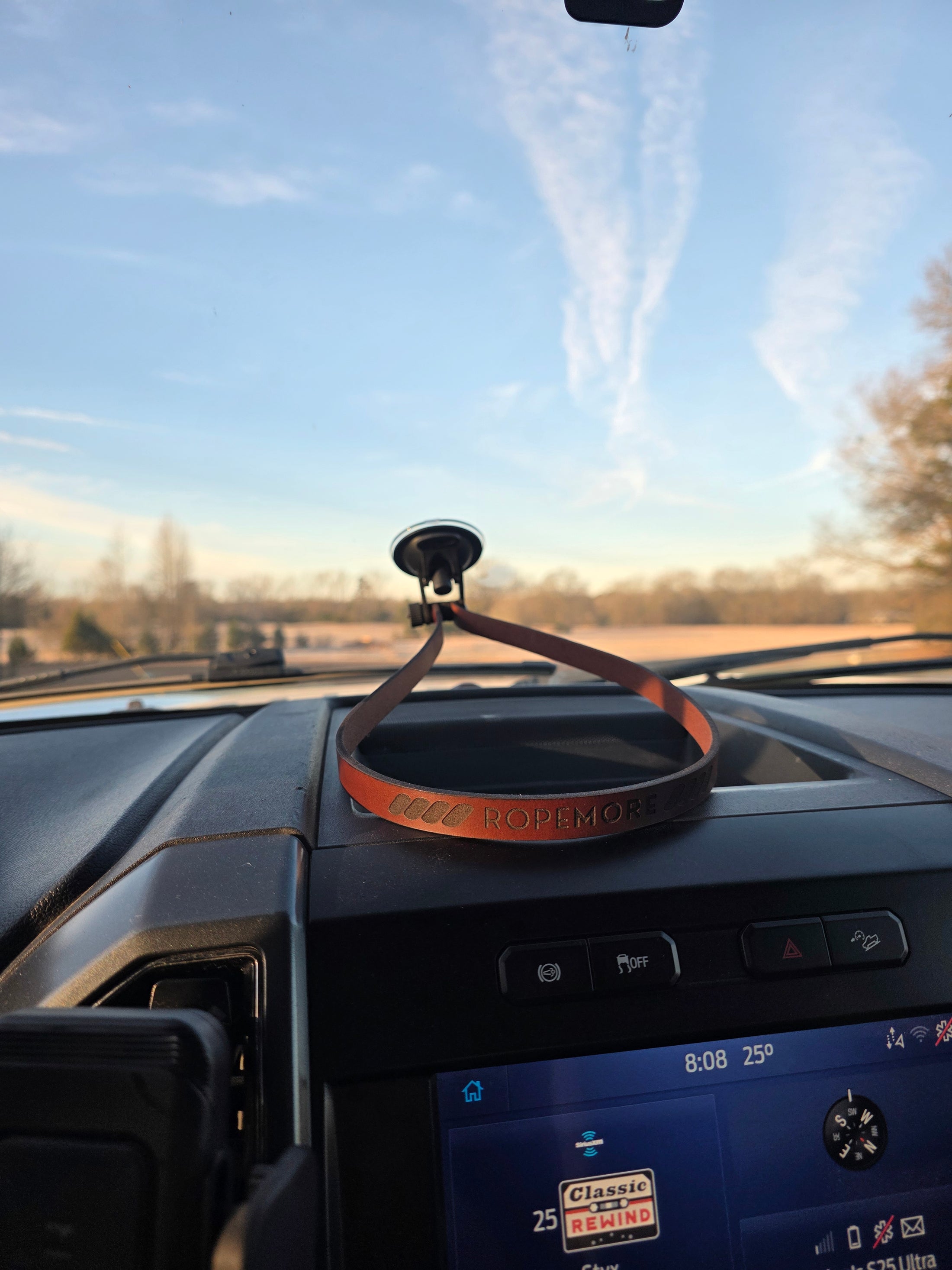 Cowboy Hat Dash Mount